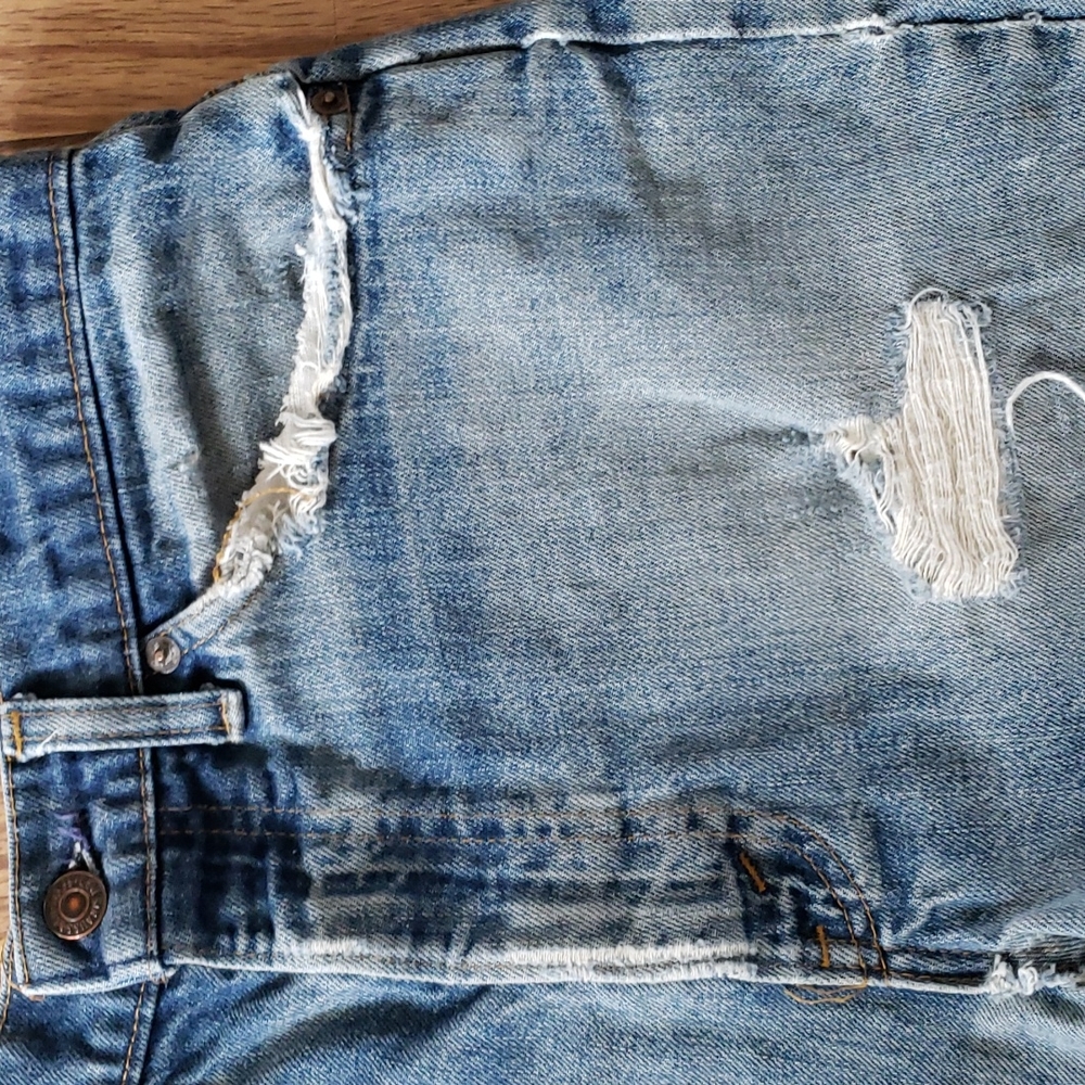 1970s Levi Distressed Cut Offs Shorts 34" Waist true vintage - Picture 3 of 8